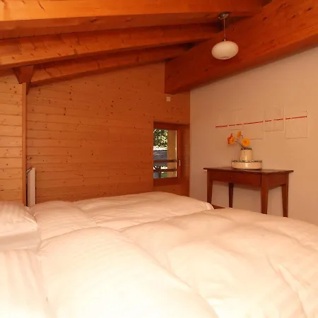 Chalet Le Chamois Vert By Interhome シャレー *