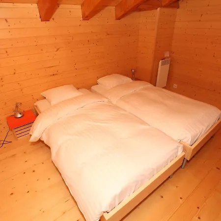 Chalet Le Chamois Vert By Interhome