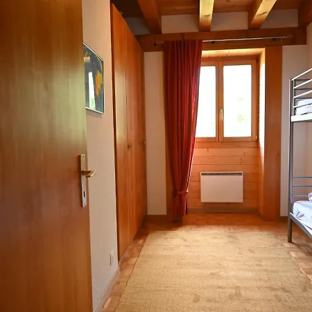 Chalet Le Chamois Vert By Interhome *
